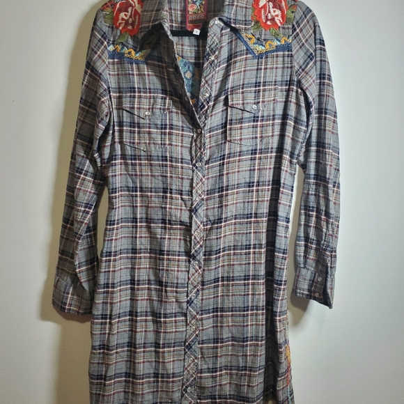 Johnny Was 3J Workshop Flannel Embroidered Tunic With Pearl Snap Buttons Size S - Picture 11 of 16